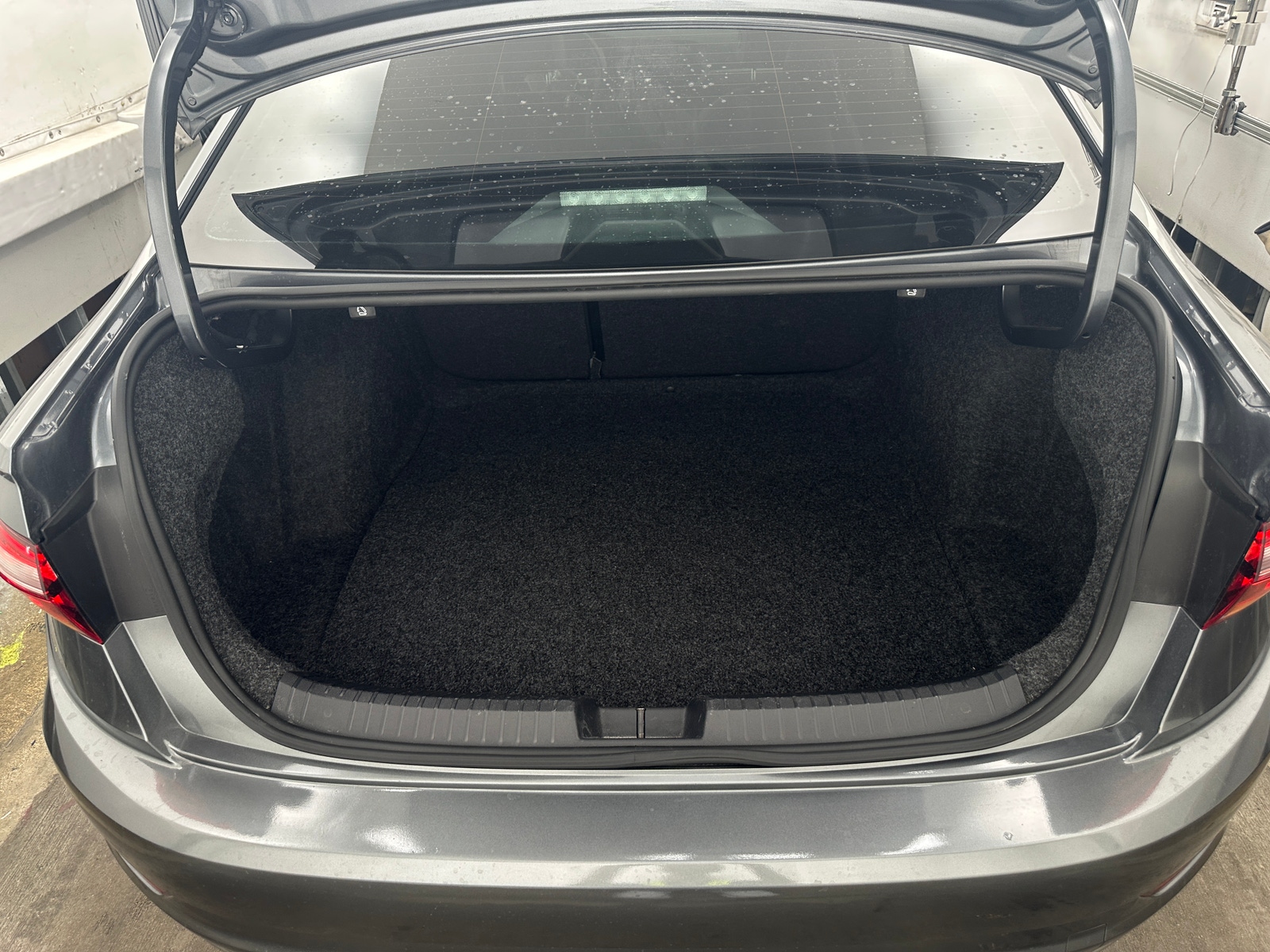 Thumbnail: 2019 Volkswagen Jetta - 6