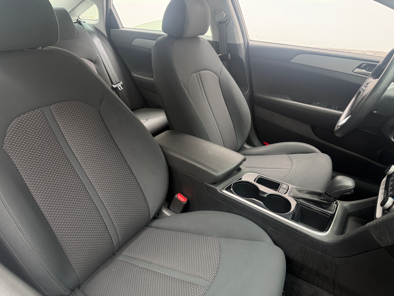 Thumbnail: 2019 Hyundai Sonata - 2