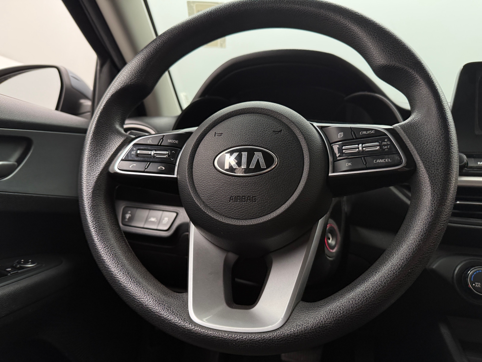 Thumbnail: 2021 Kia Forte - 5