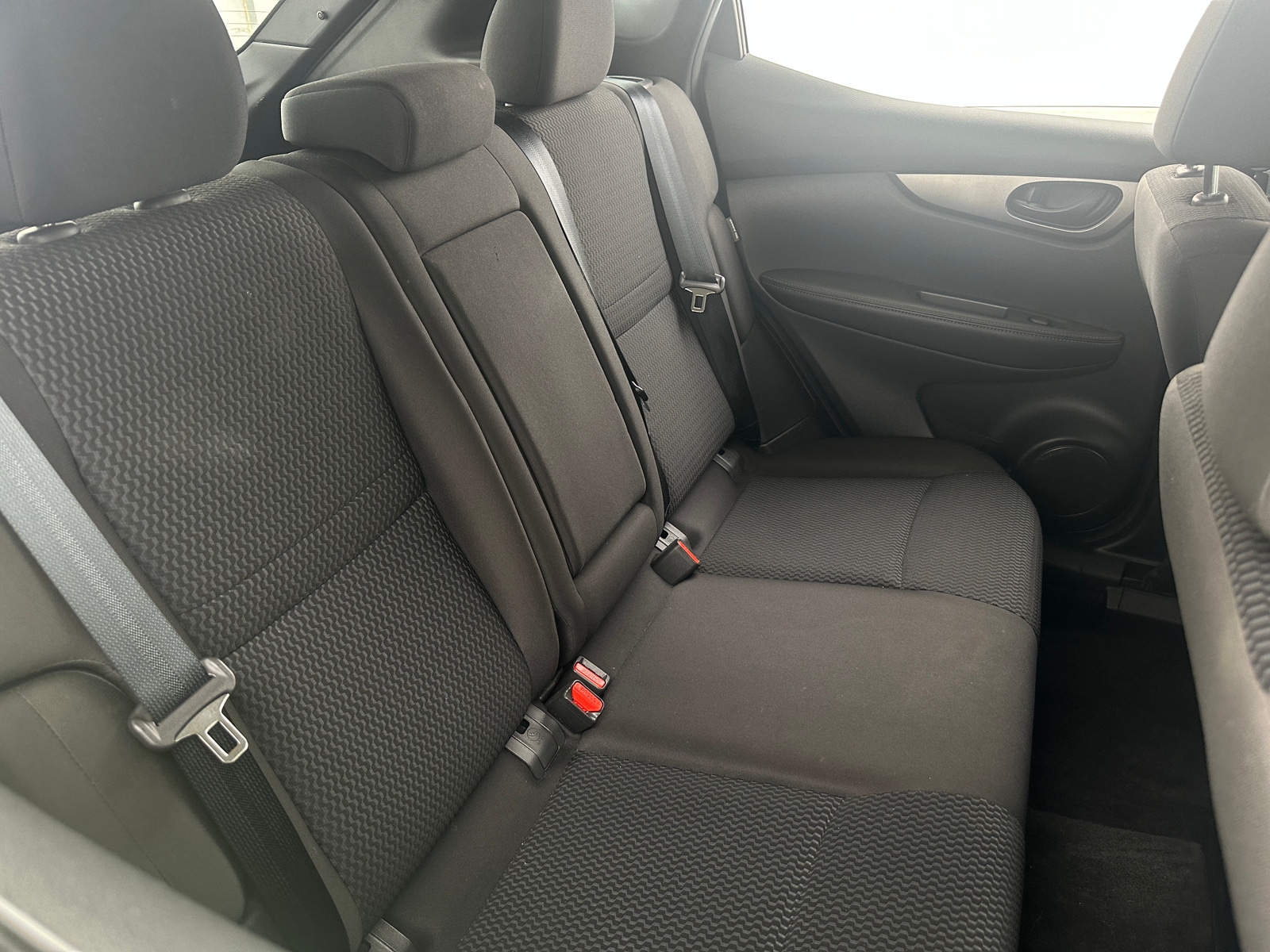Thumbnail: 2020 Nissan Rogue Sport - 6