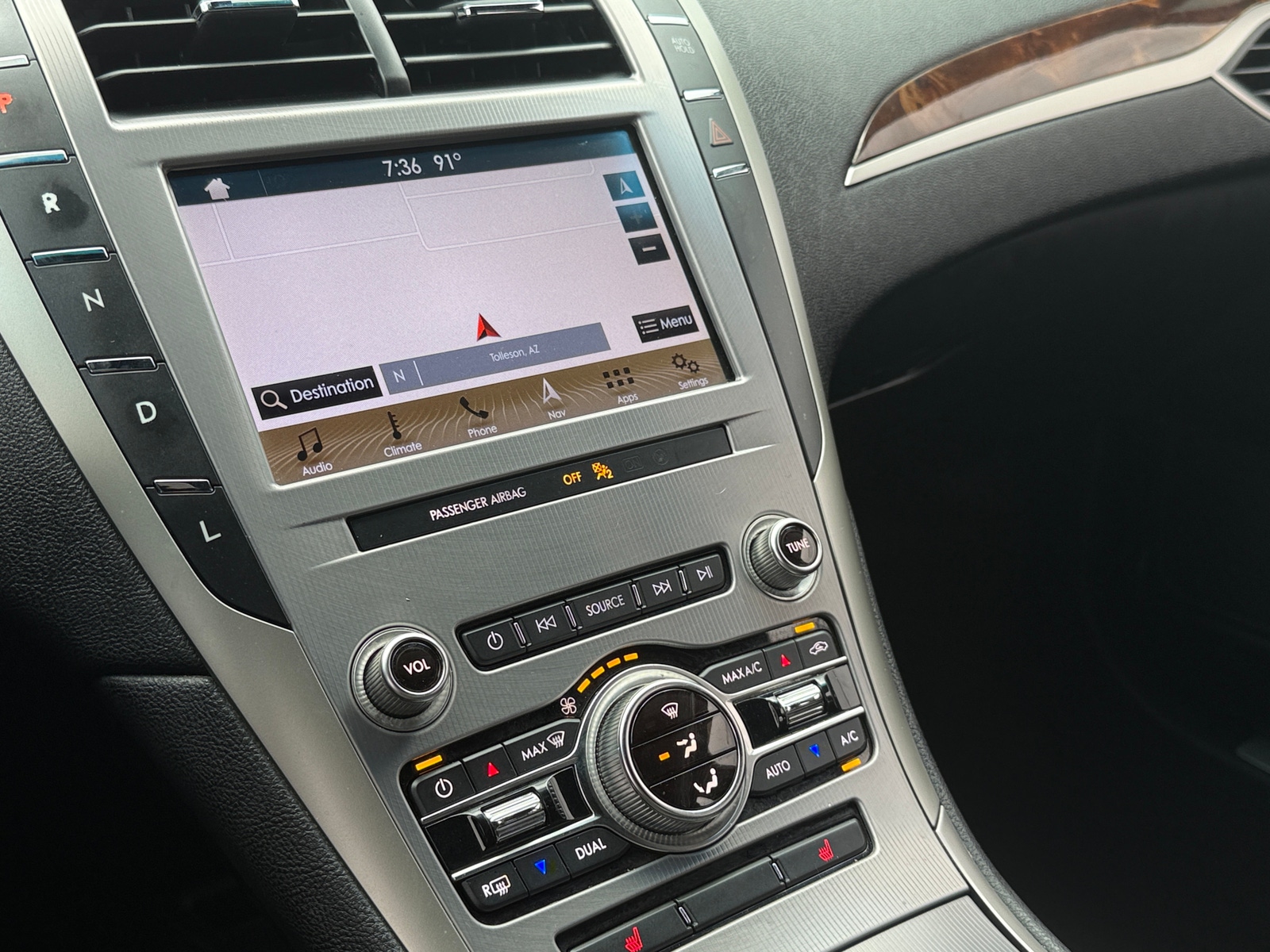 Thumbnail: 2019 Lincoln MKZ - 3