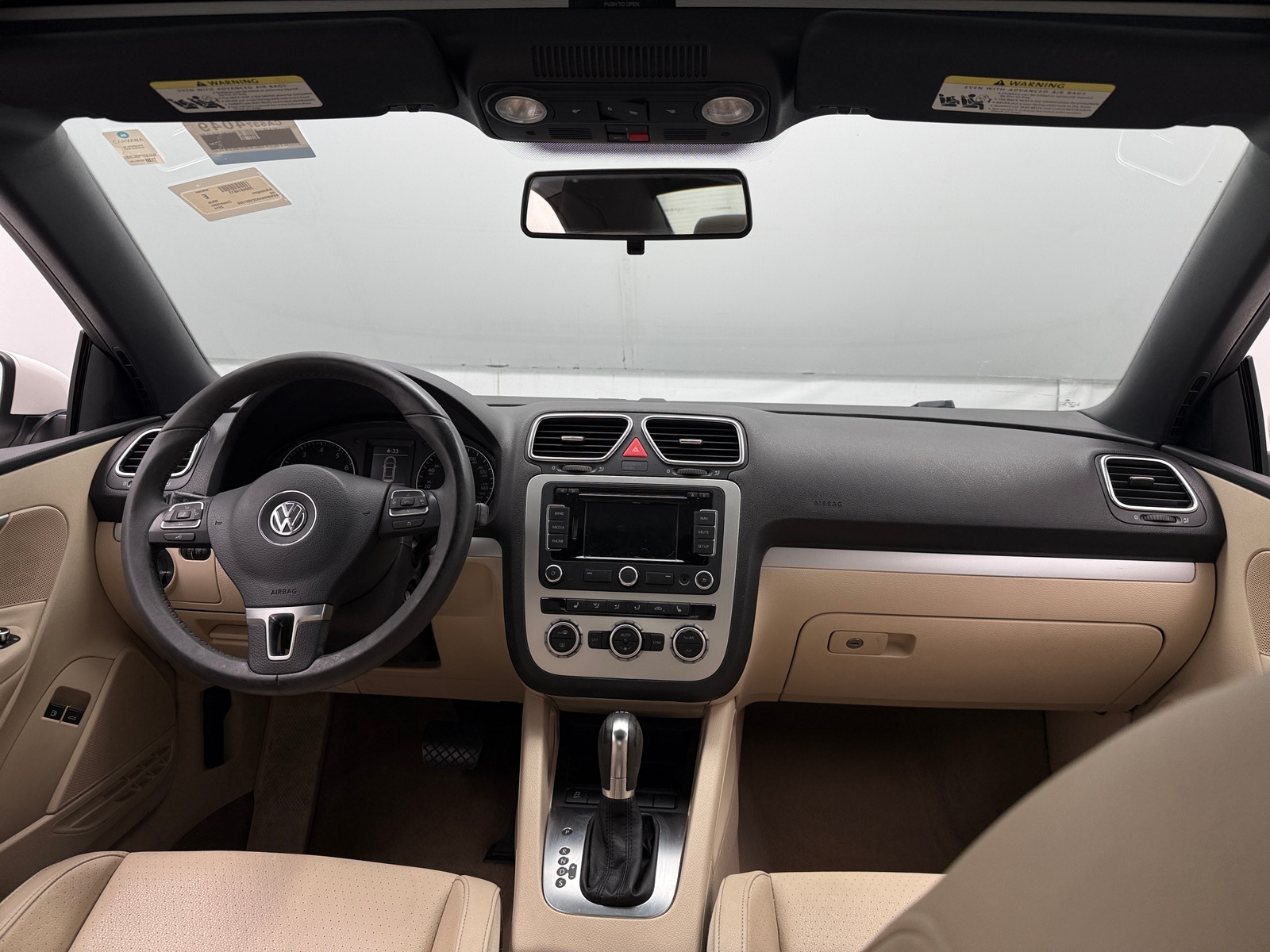 Thumbnail: 2014 Volkswagen Eos - 2