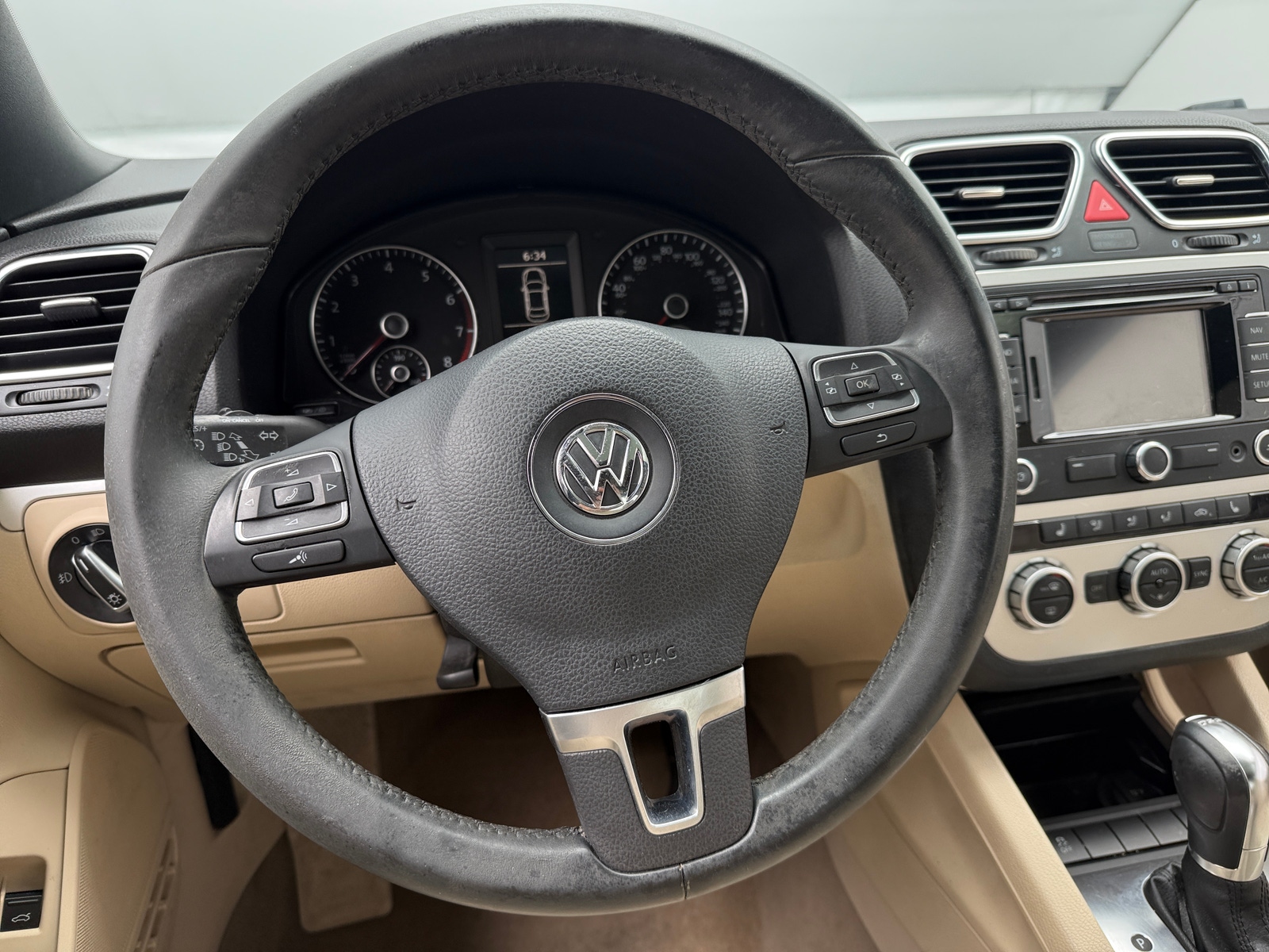 Thumbnail: 2014 Volkswagen Eos - 4