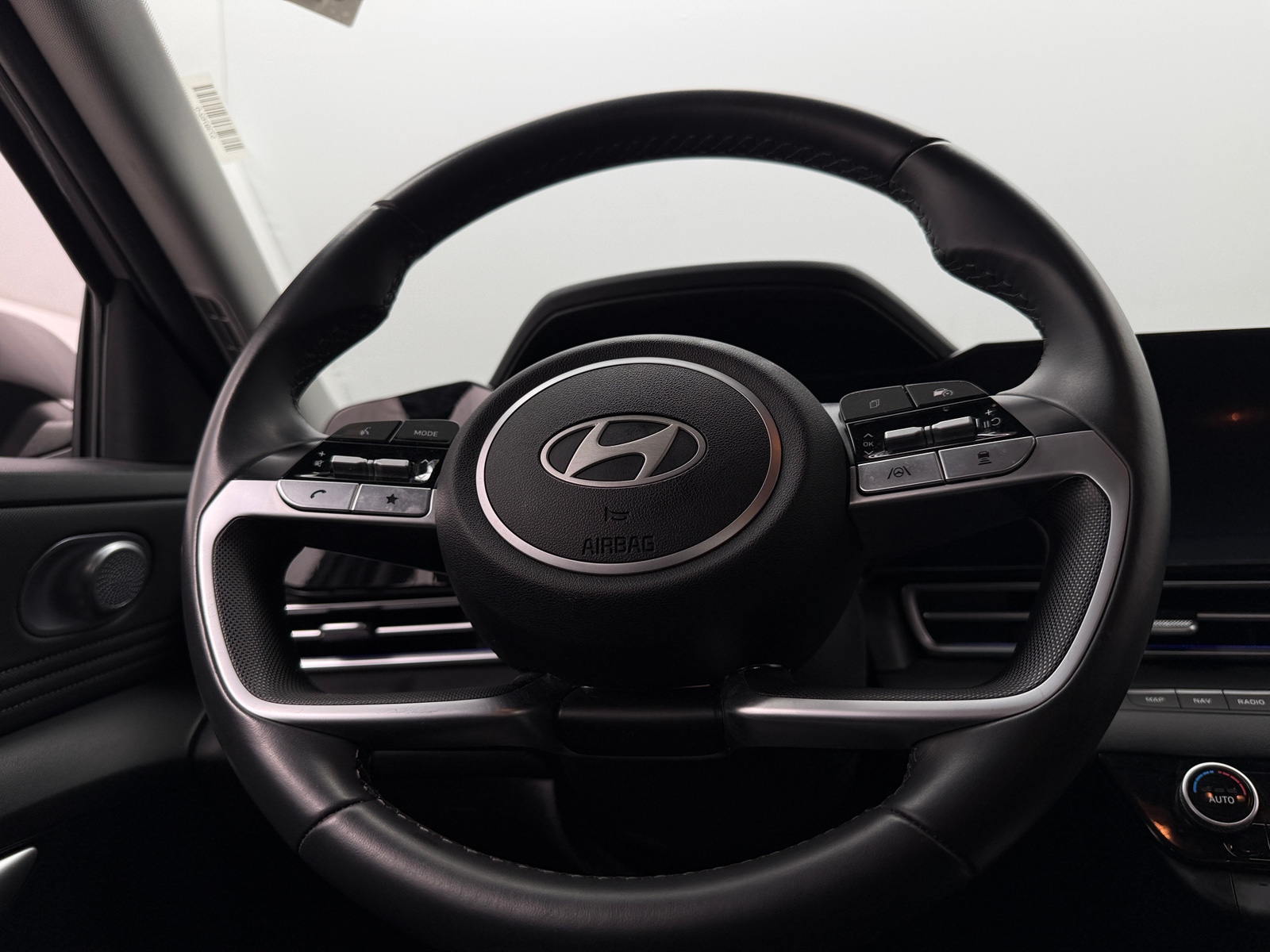 Thumbnail: 2025 Hyundai Elantra - 5