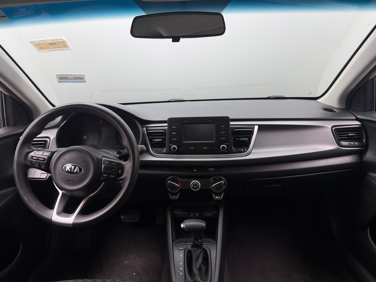Thumbnail: 2018 Kia Rio - 3