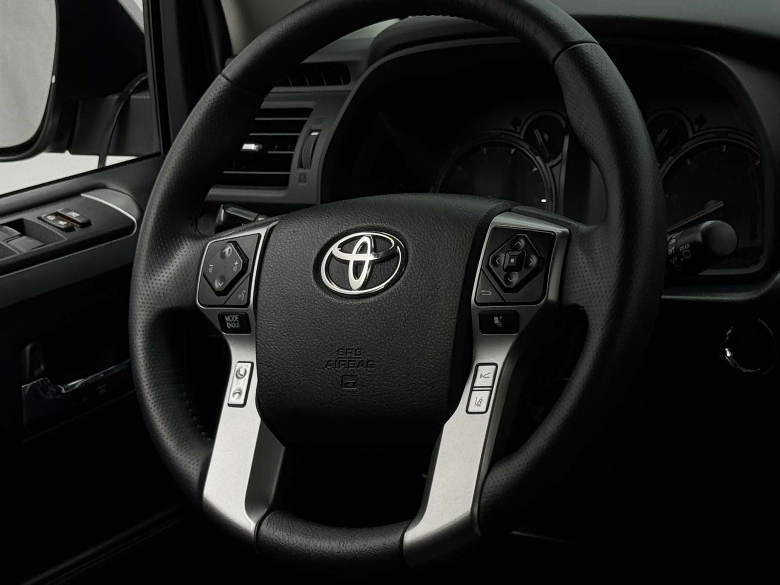 Thumbnail: 2022 Toyota 4Runner - 5