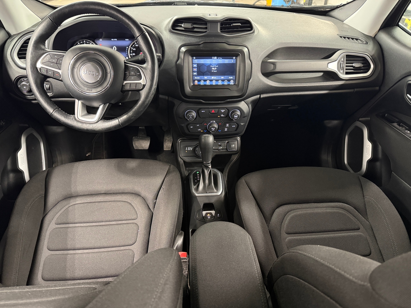 Thumbnail: 2021 Jeep Renegade - 3