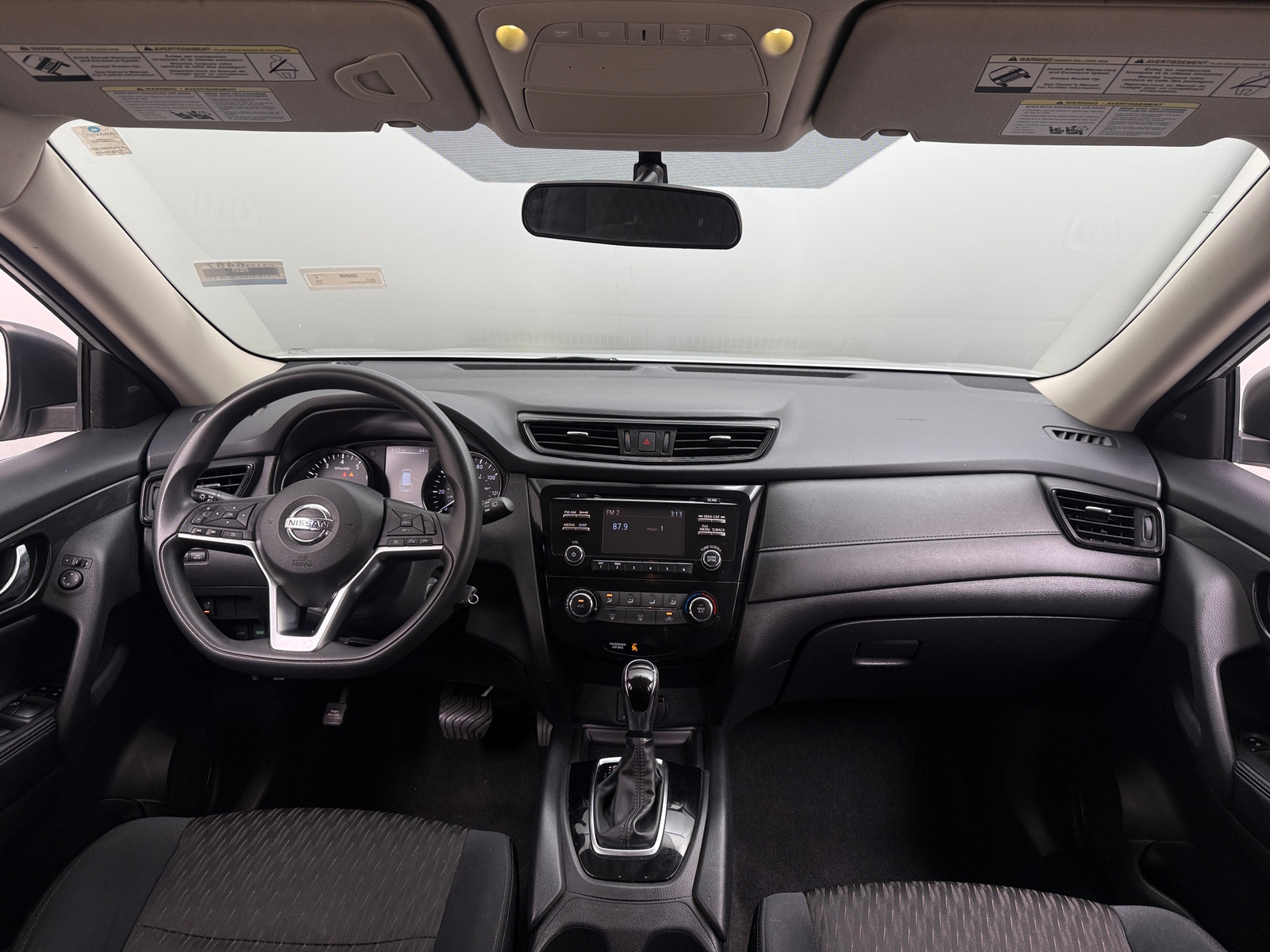 Thumbnail: 2017 Nissan Rogue - 3