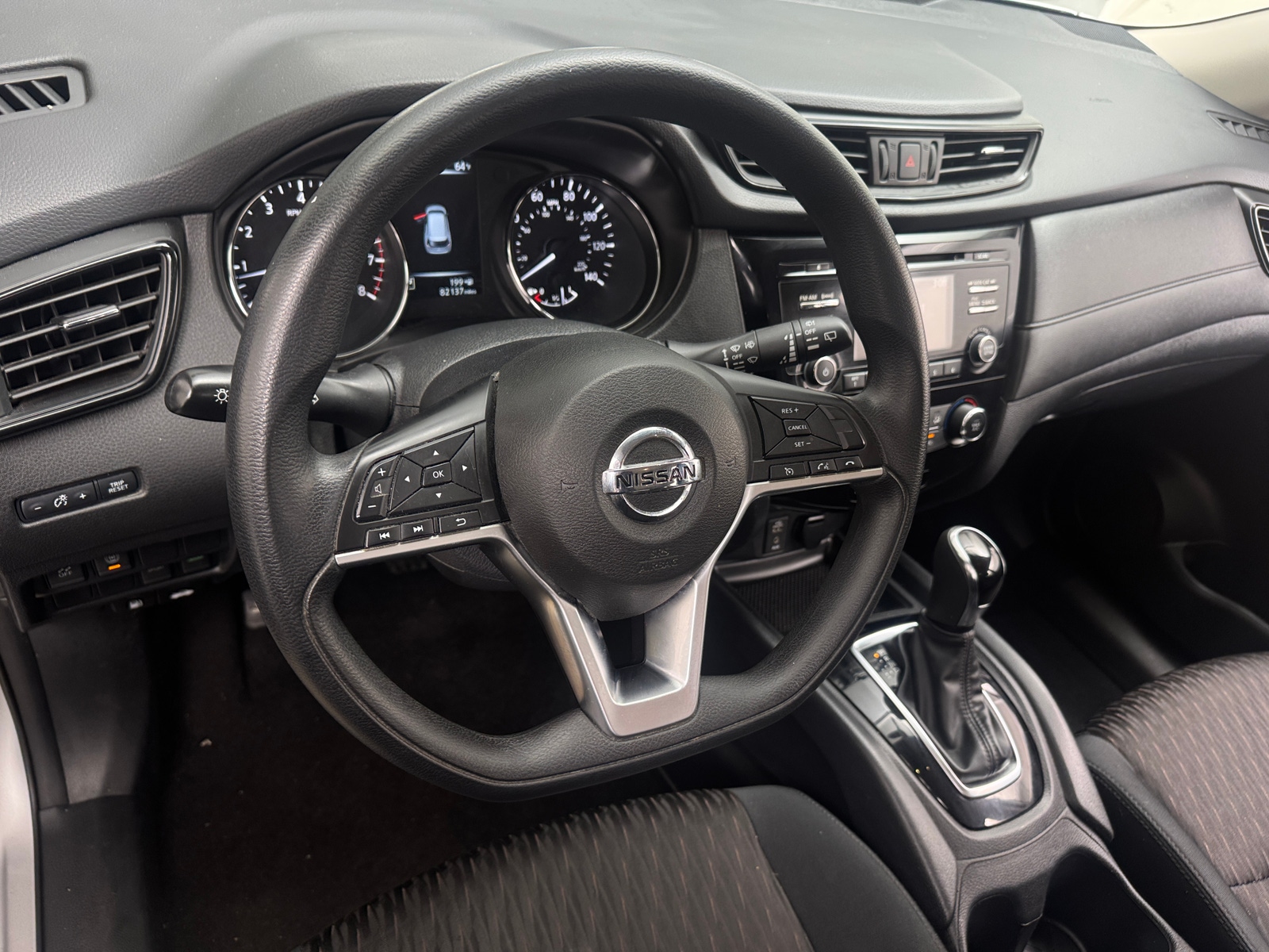 Thumbnail: 2017 Nissan Rogue - 5