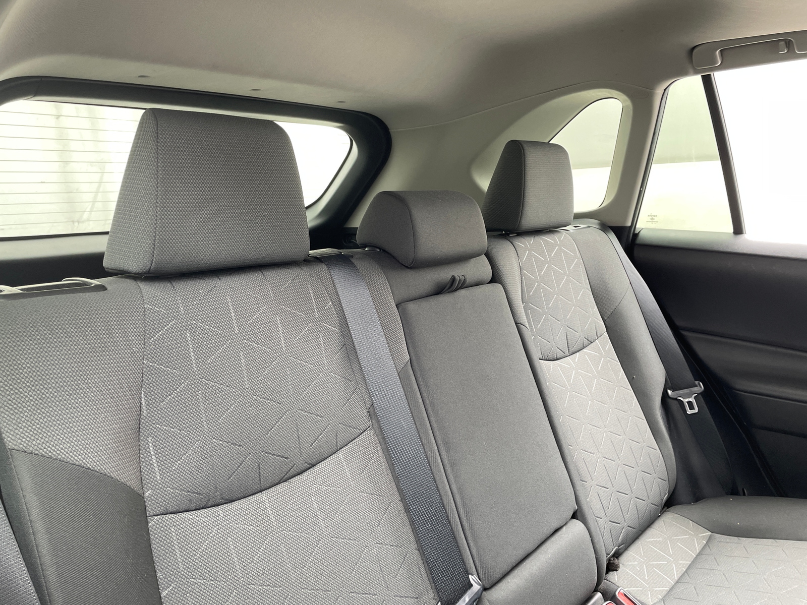 Thumbnail: 2020 Toyota RAV4 - 6