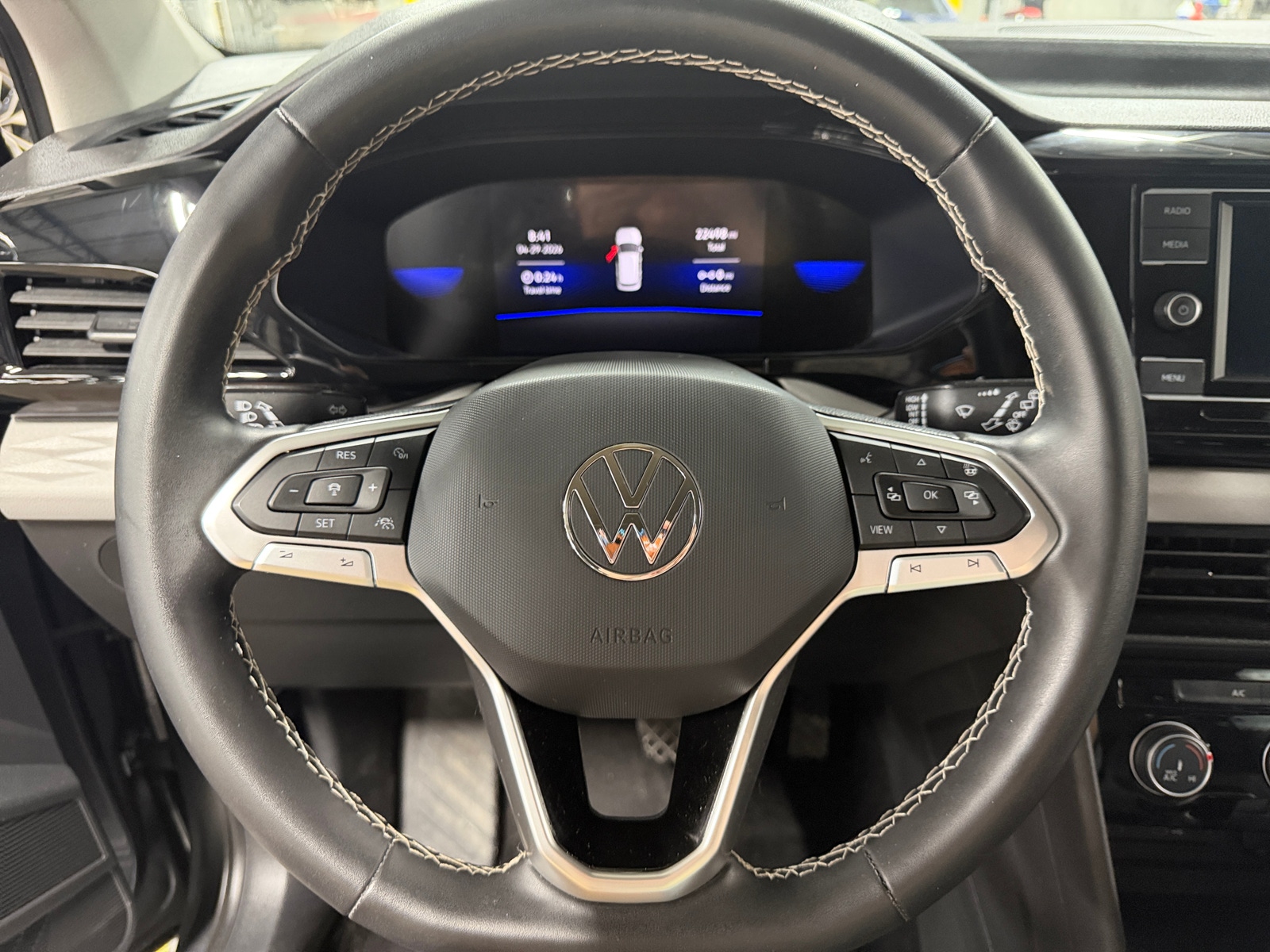 Thumbnail: 2023 Volkswagen Taos - 5