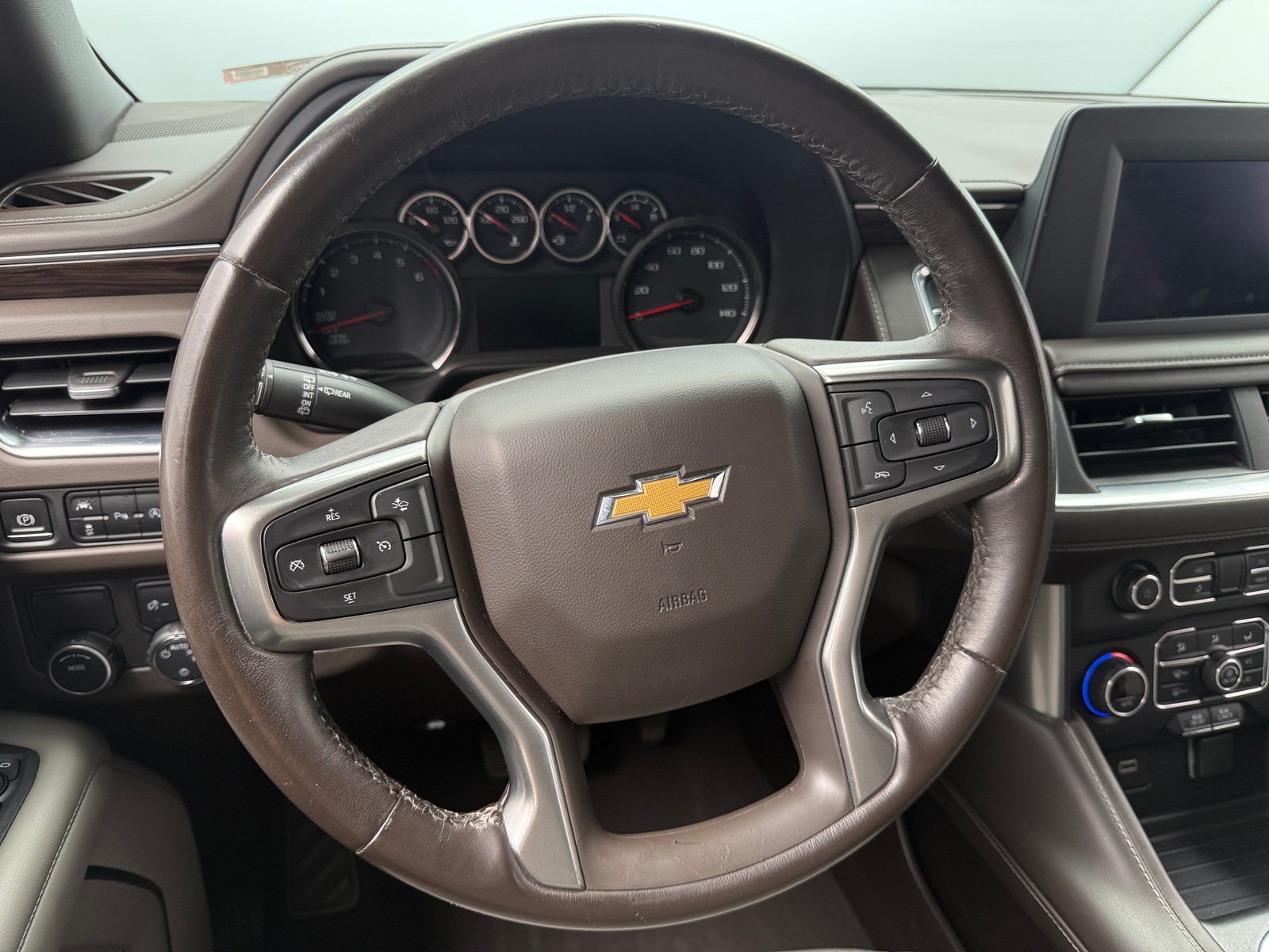 Thumbnail: 2022 Chevrolet Tahoe - 5