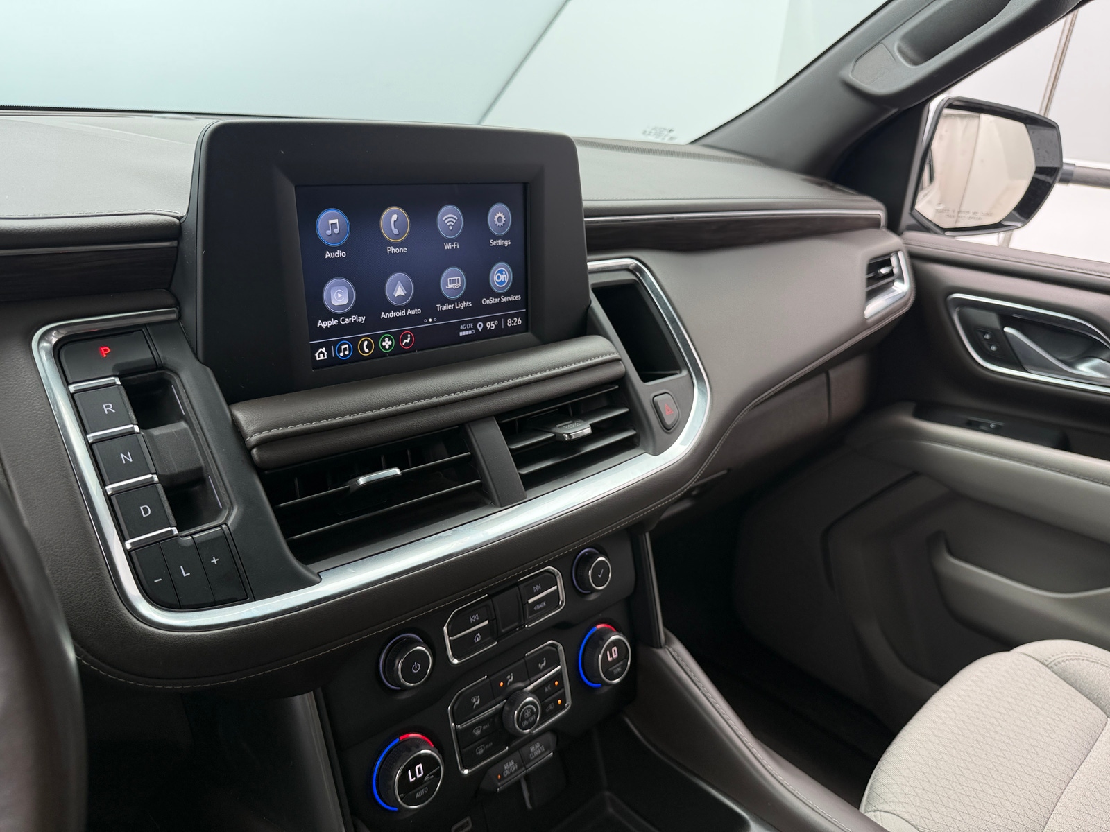 Thumbnail: 2022 Chevrolet Tahoe - 4