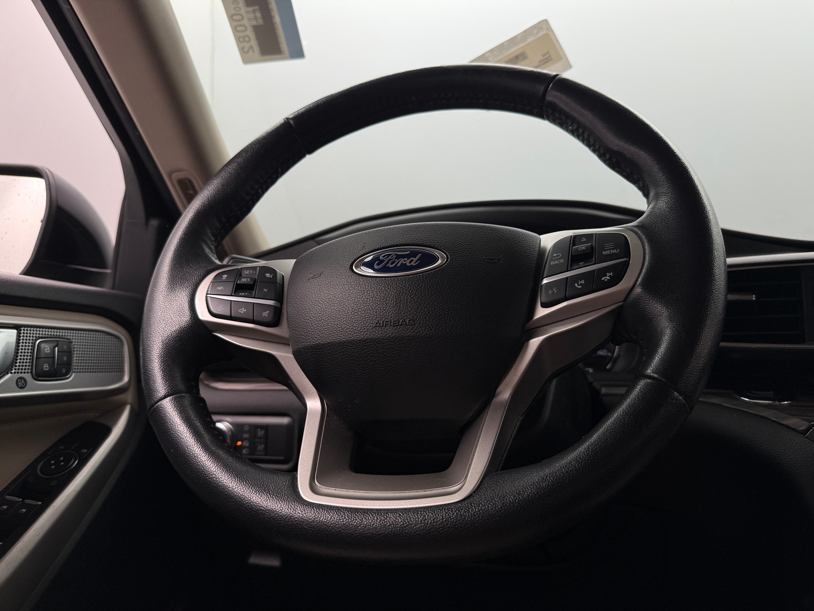 Thumbnail: 2022 Ford Explorer - 4