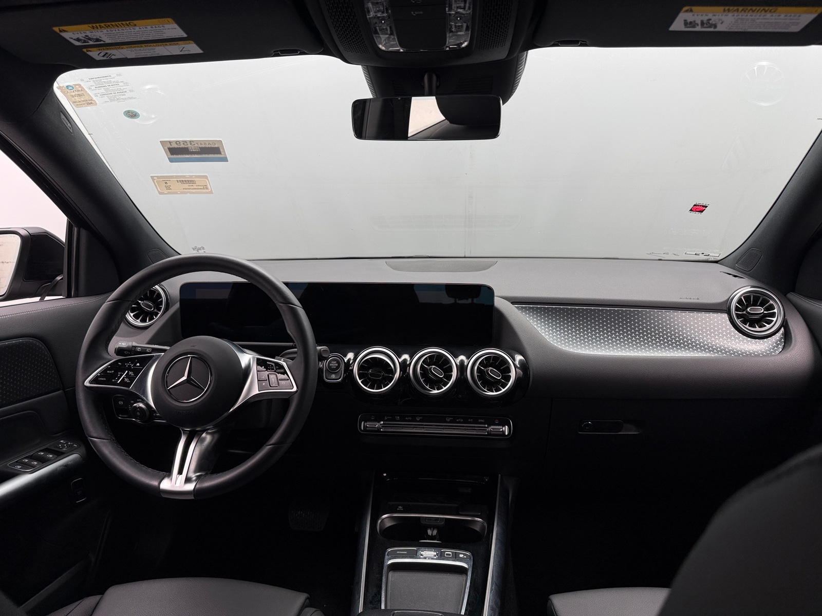 Thumbnail: 2025 Mercedes-Benz GLA - 2