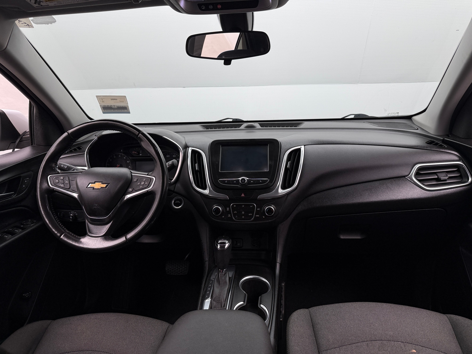 Thumbnail: 2018 Chevrolet Equinox - 3