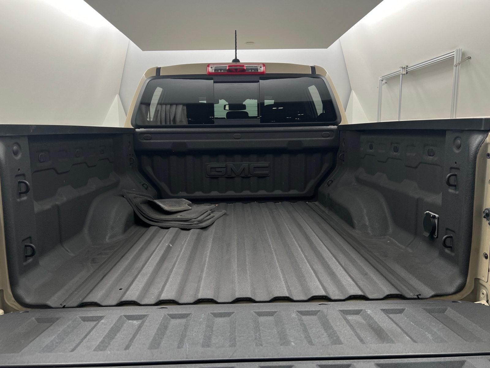 Thumbnail: 2024 GMC Canyon - 7
