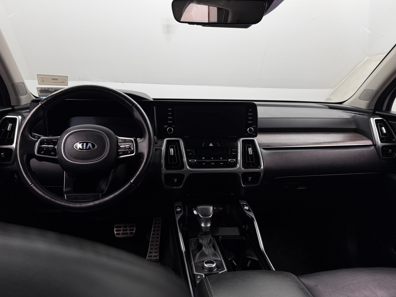 Thumbnail: 2021 Kia Sorento - 2