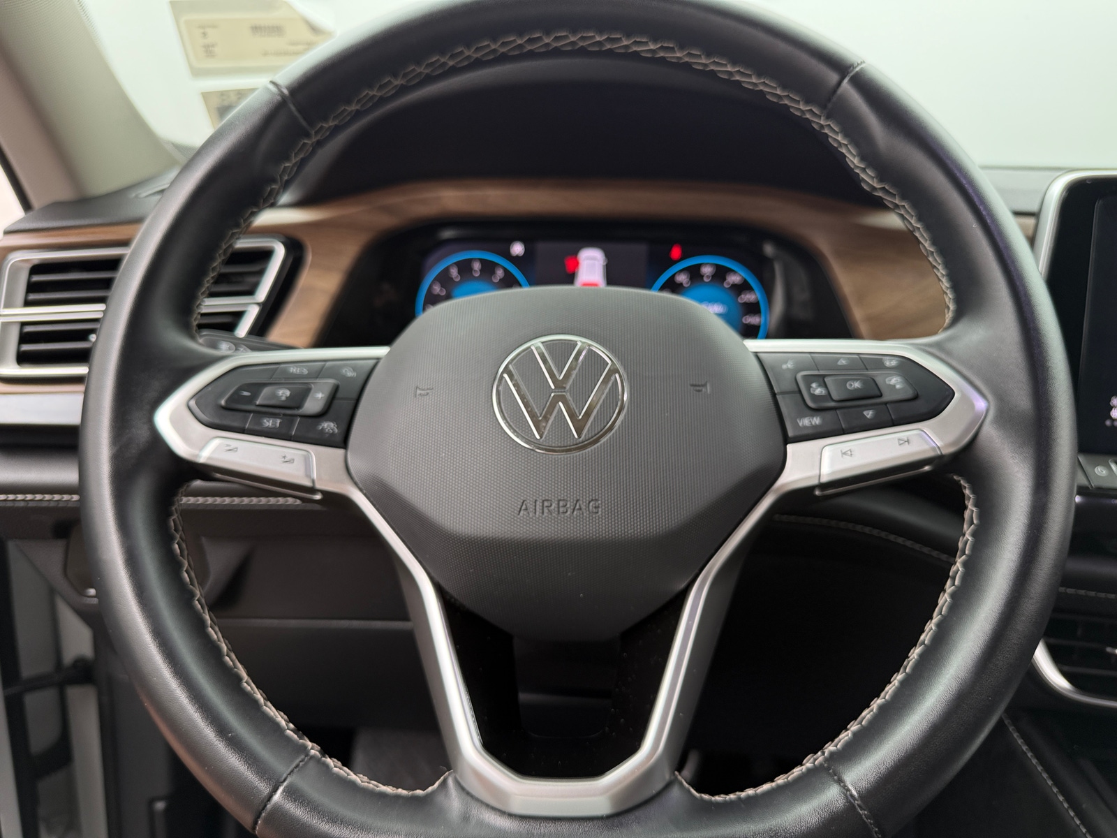 Thumbnail: 2025 Volkswagen Atlas - 4