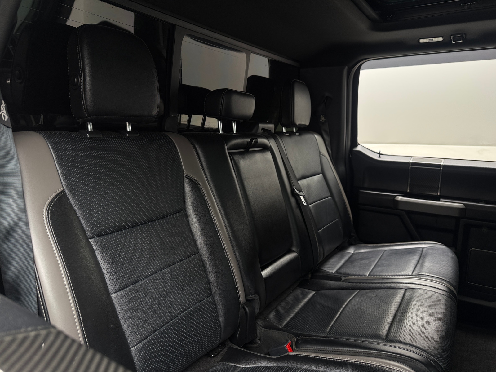 Thumbnail: 2018 Ford Econoline - 5