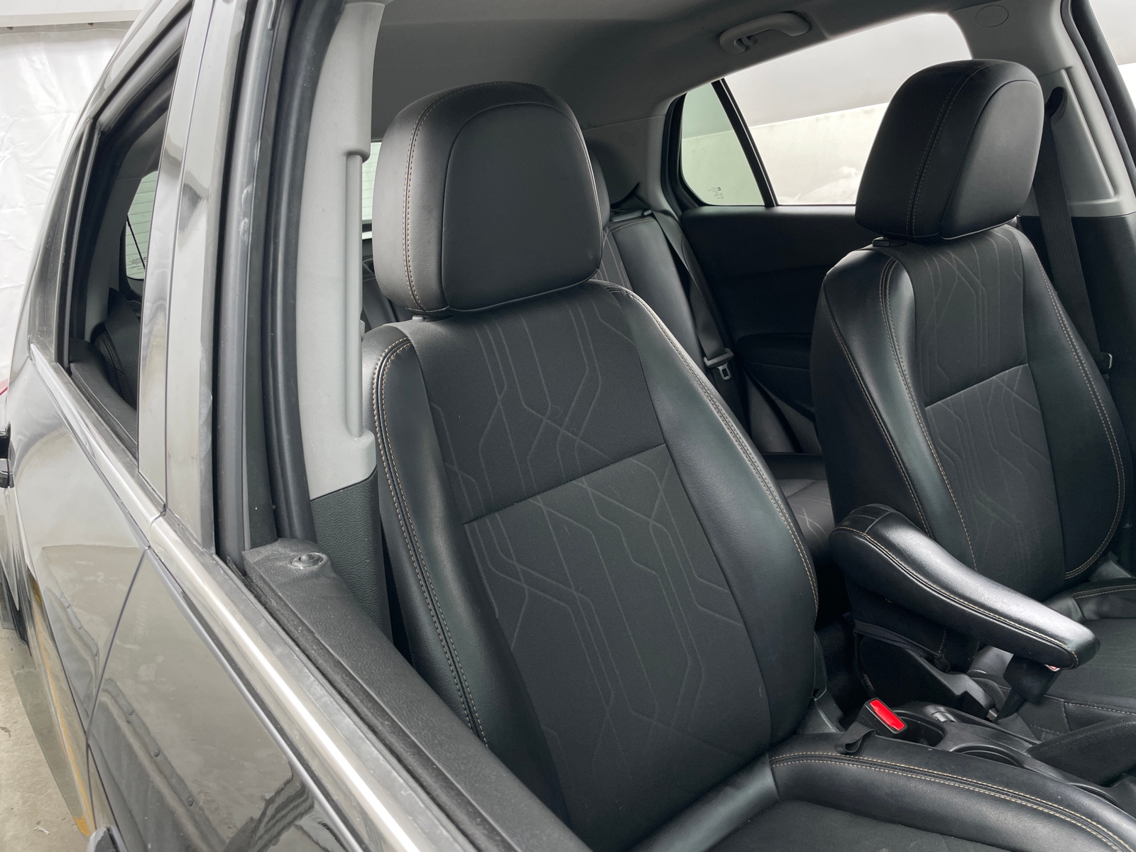 Thumbnail: 2019 Chevrolet Trax - 2