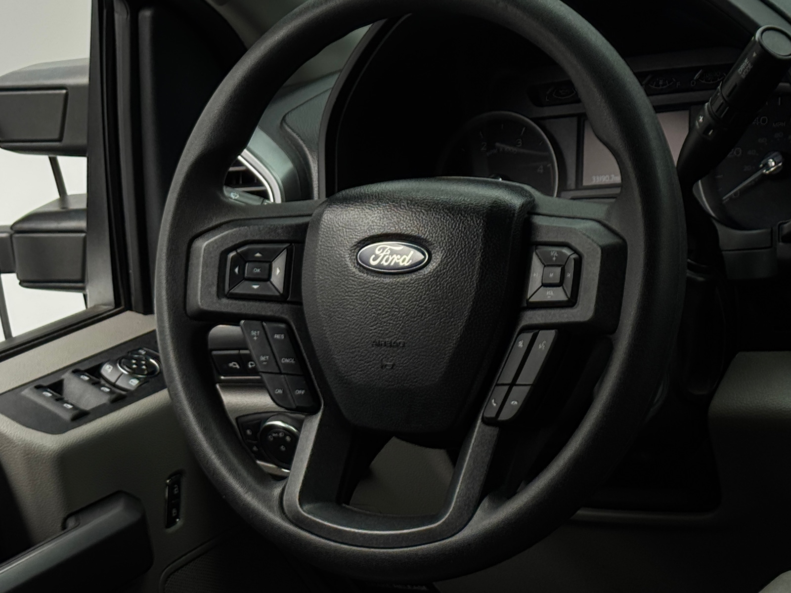 Thumbnail: 2020 Ford Econoline - 5