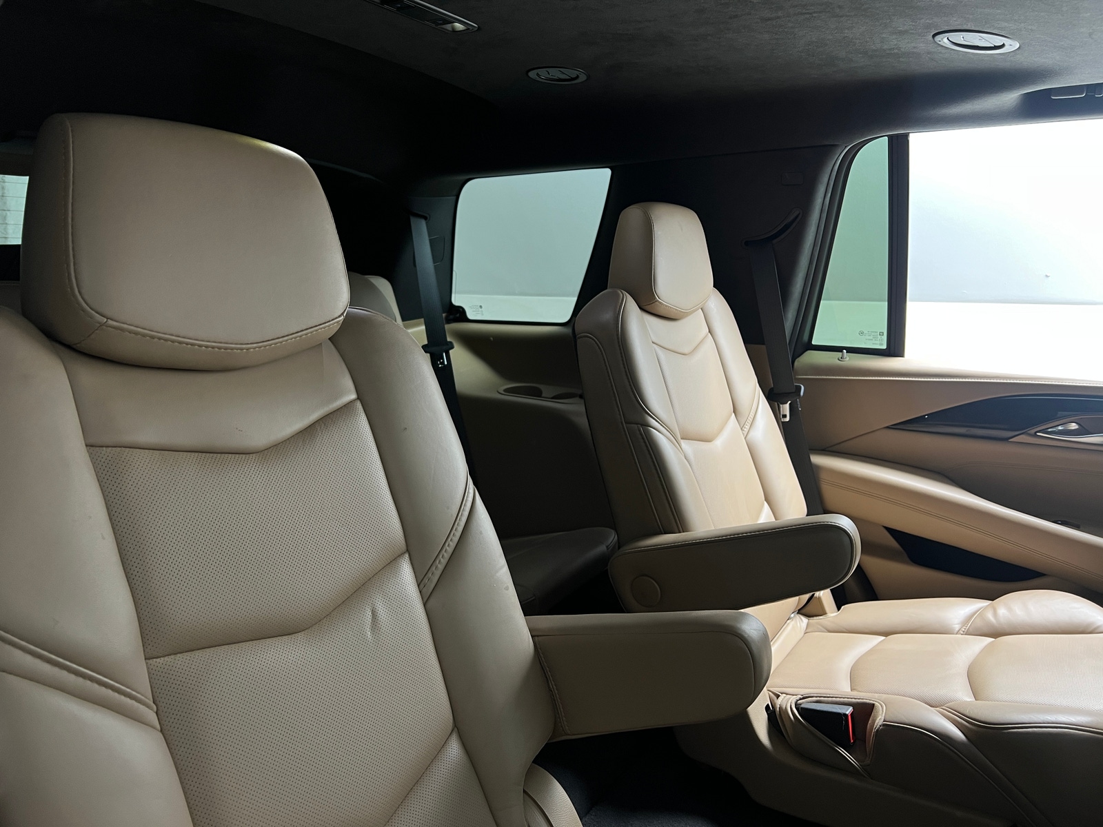 Thumbnail: 2018 Cadillac Escalade - 5