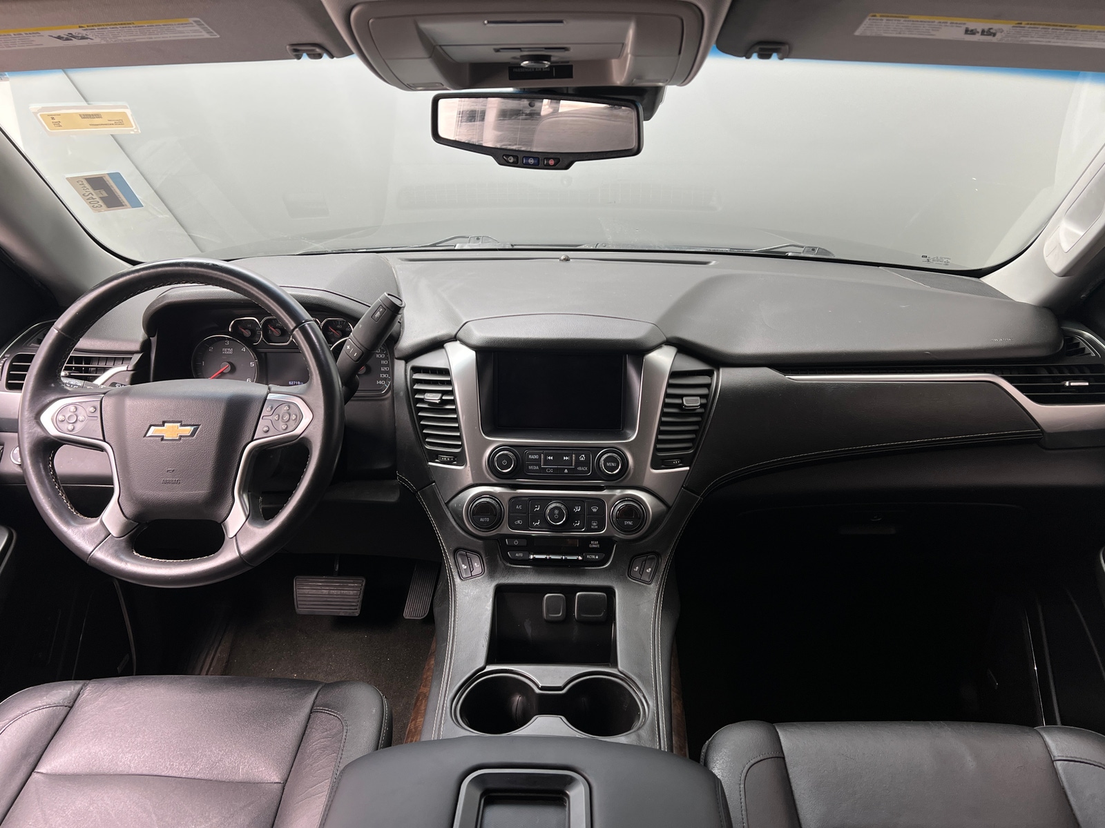 Thumbnail: 2017 Chevrolet Tahoe - 3