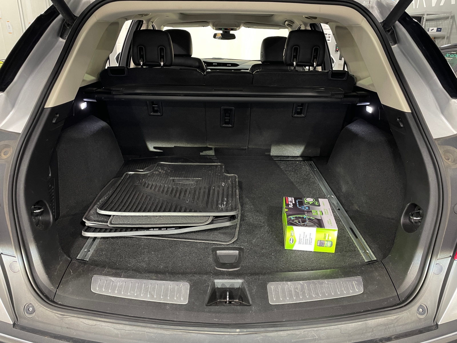 Thumbnail: 2018 Cadillac XT5 - 6