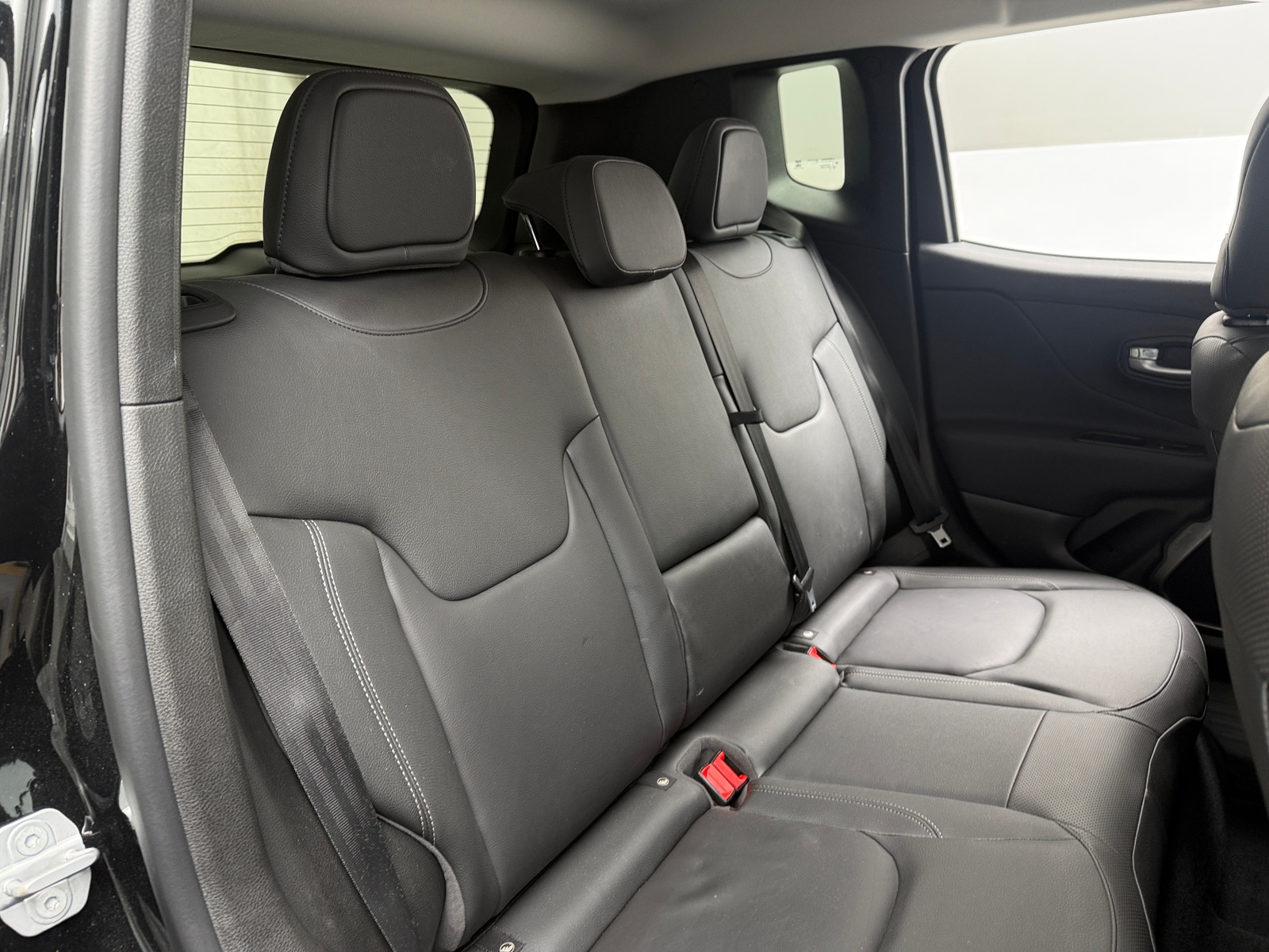 Thumbnail: 2019 Jeep Renegade - 5