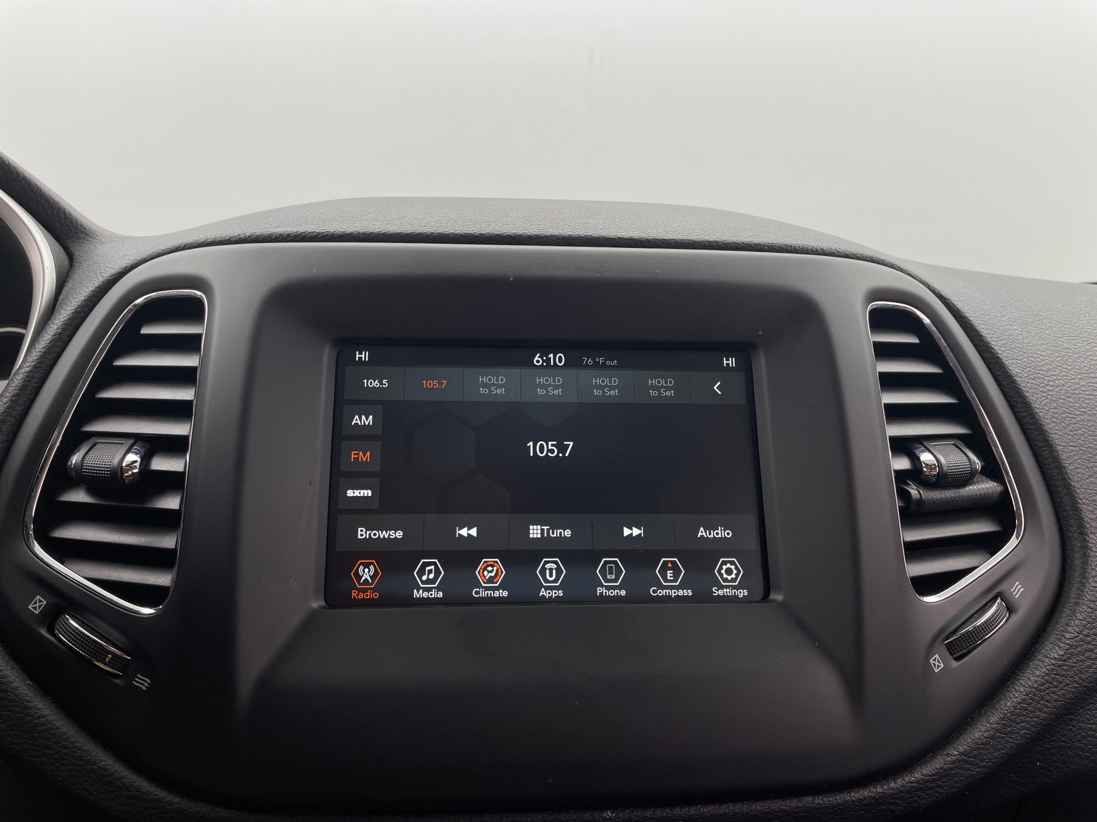 Thumbnail: 2019 Jeep Compass - 4