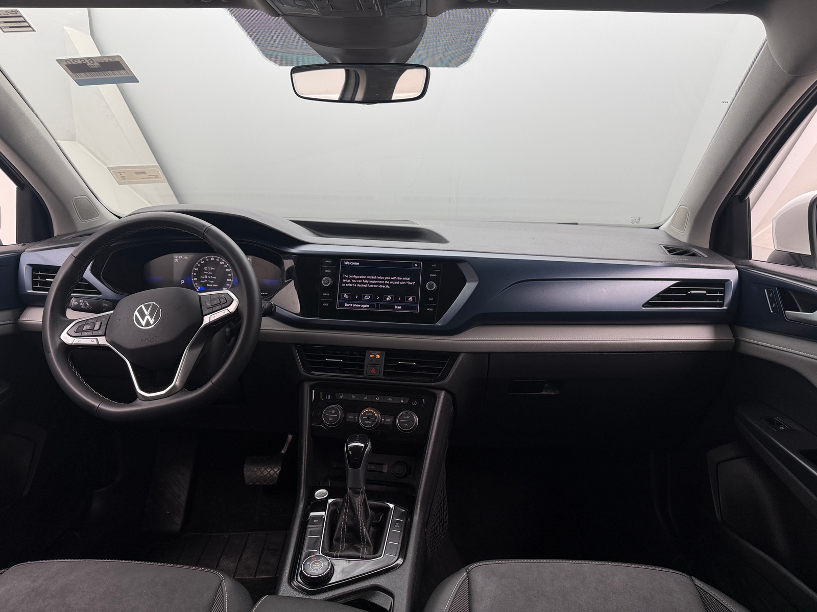 Thumbnail: 2024 Volkswagen Taos - 2