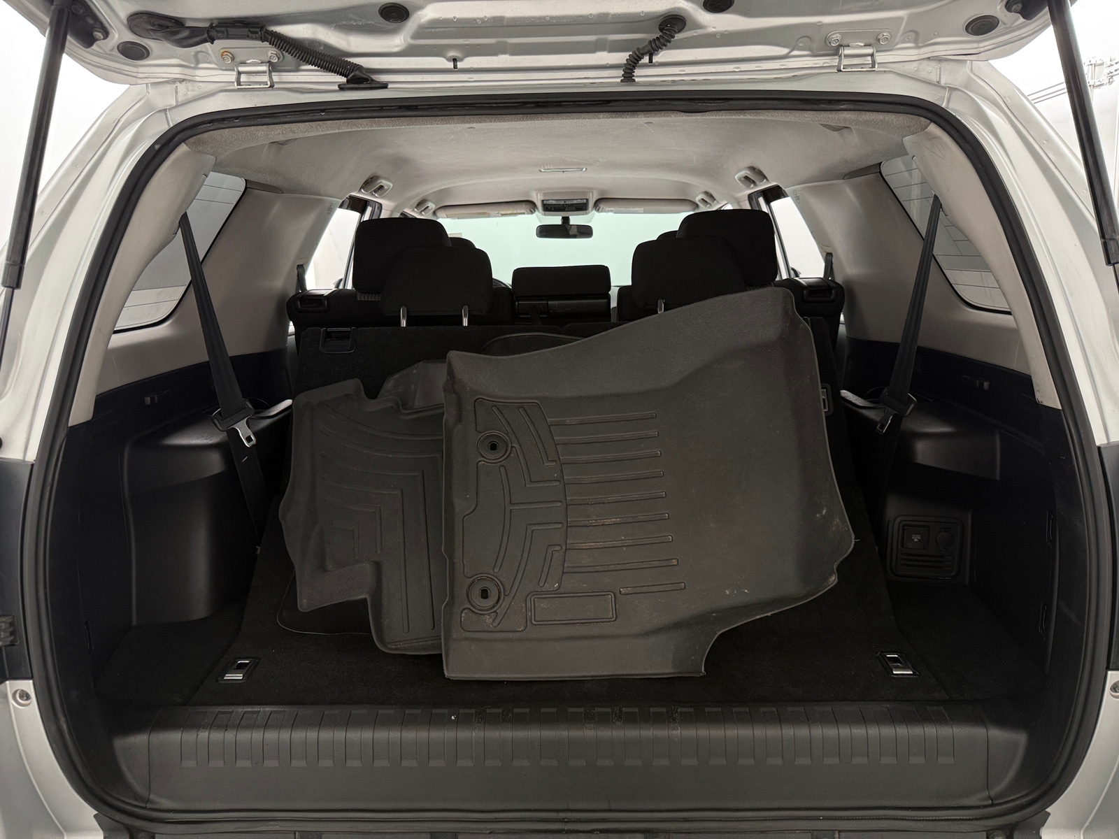 Thumbnail: 2014 Toyota 4Runner - 7
