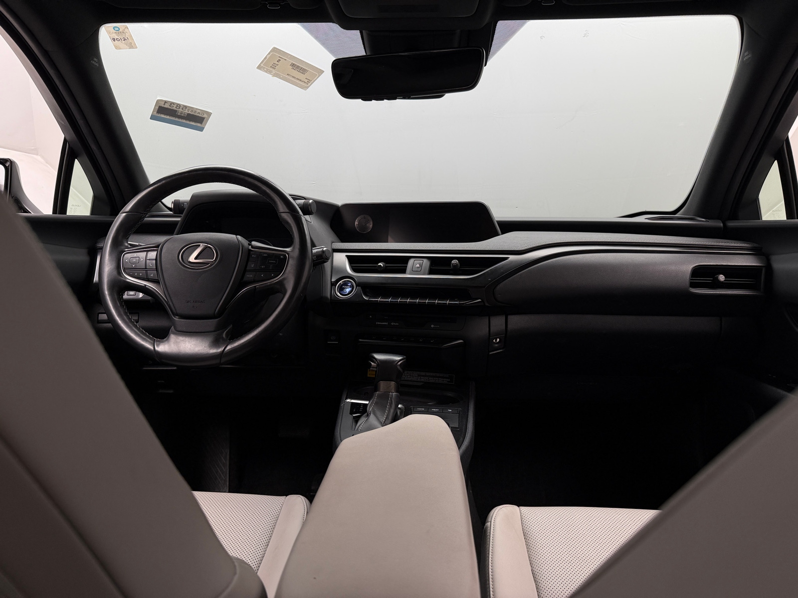 Thumbnail: 2020 Lexus UX - 2