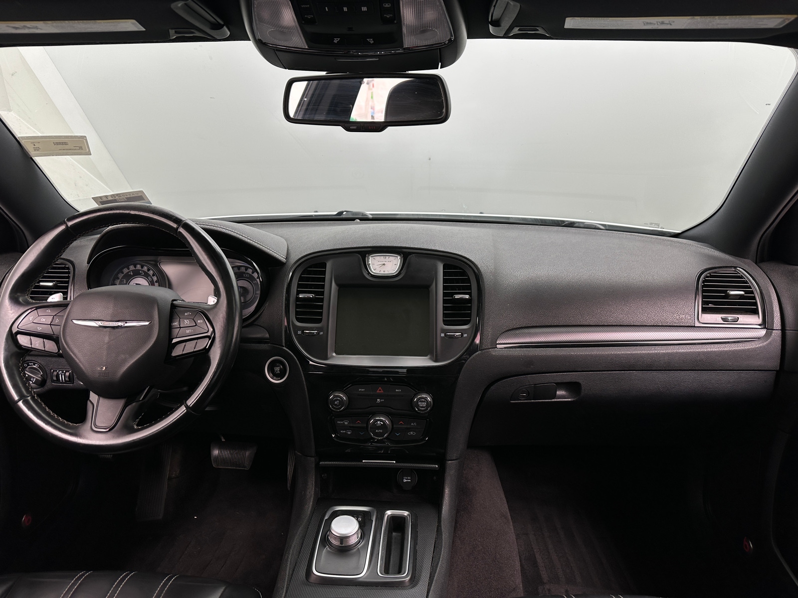 Thumbnail: 2016 Chrysler 300 - 2