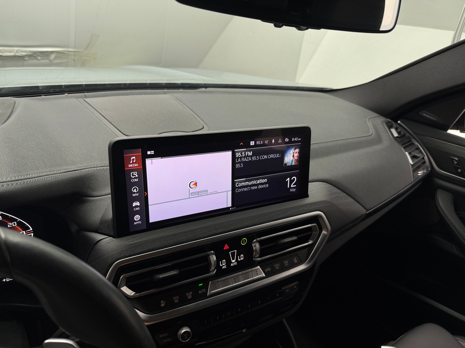 Thumbnail: 2023 BMW X4 - 3