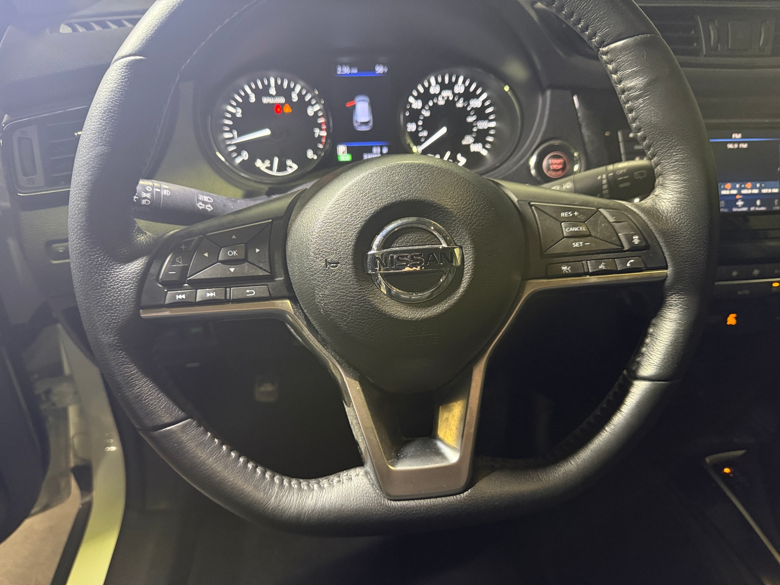 Thumbnail: 2018 Nissan Rogue - 5