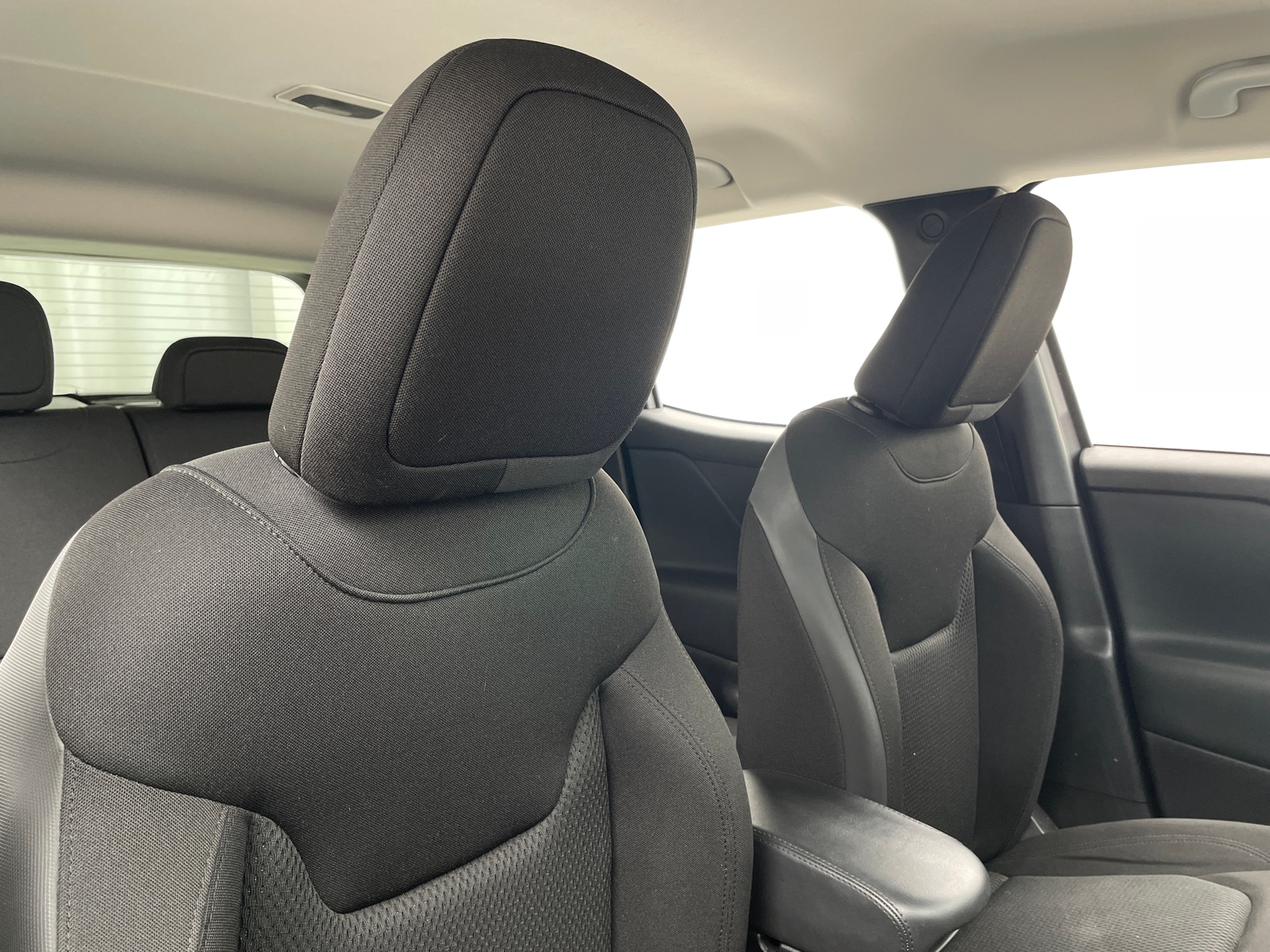 Thumbnail: 2018 Jeep Renegade - 2