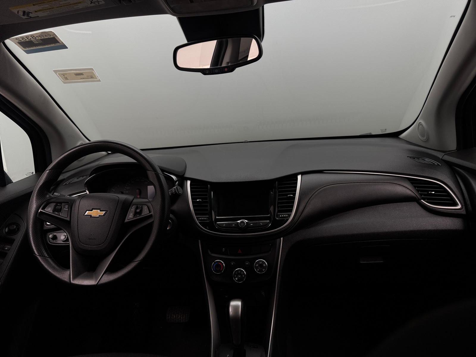 Thumbnail: 2018 Chevrolet Trax - 3