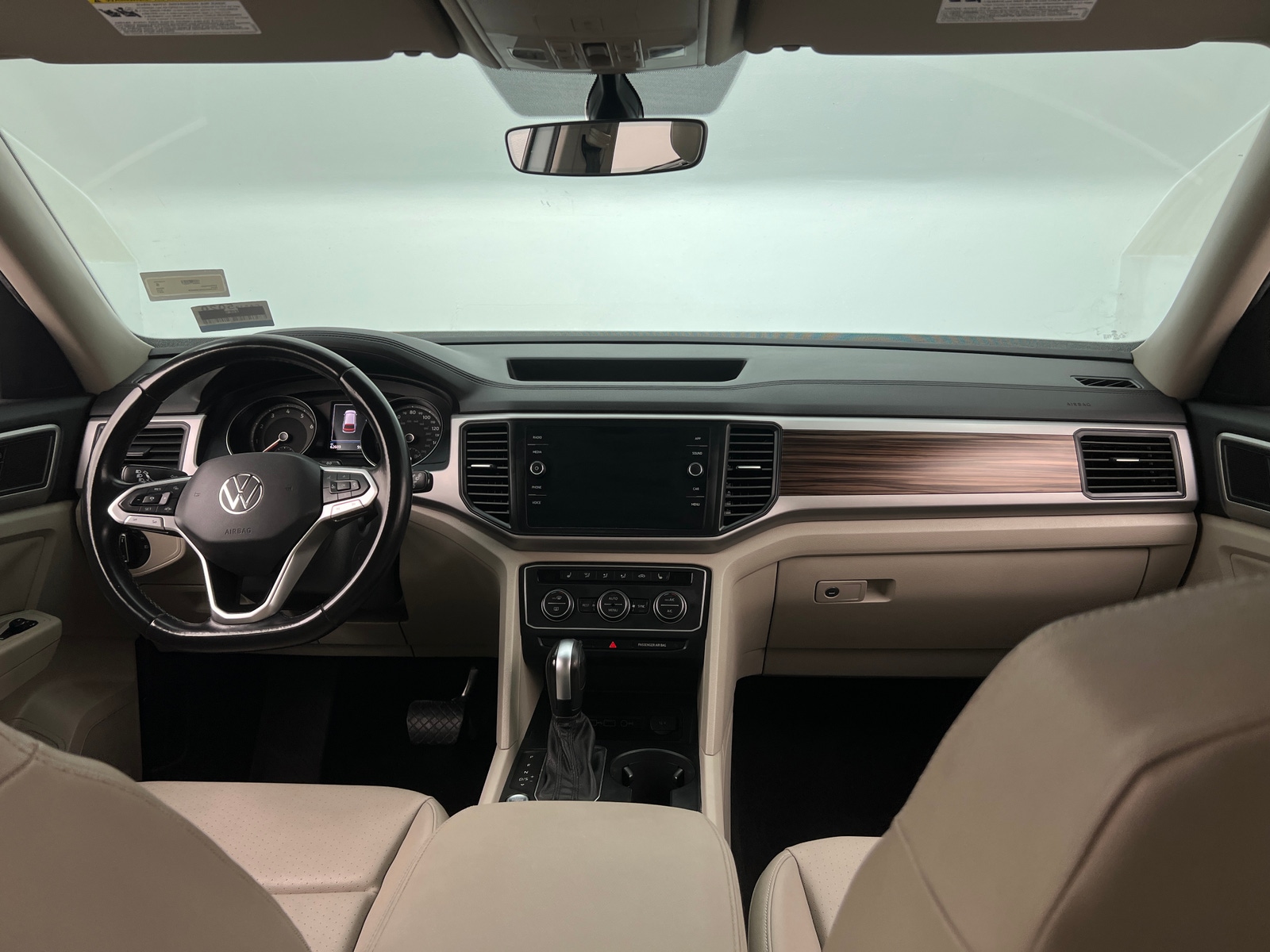 Thumbnail: 2021 Volkswagen Atlas - 2