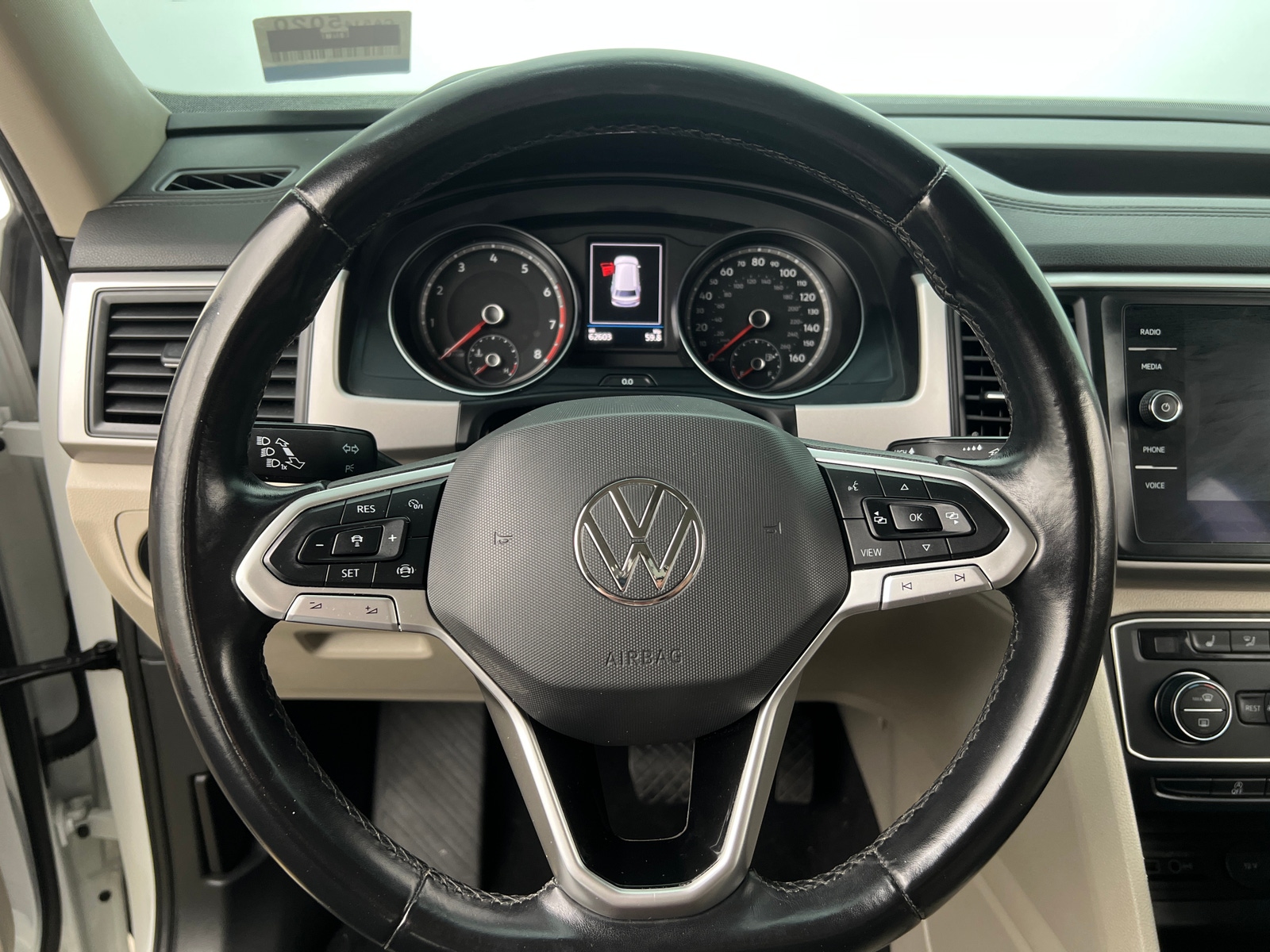 Thumbnail: 2021 Volkswagen Atlas - 4