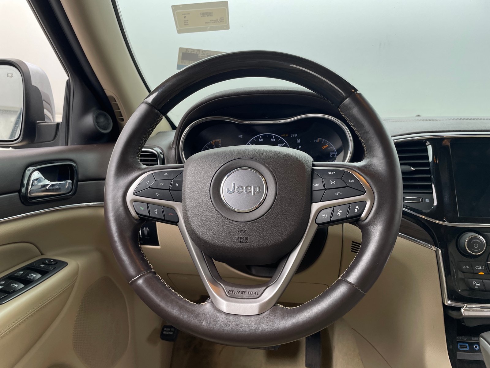 Thumbnail: 2020 Jeep Grand Cherokee - 4
