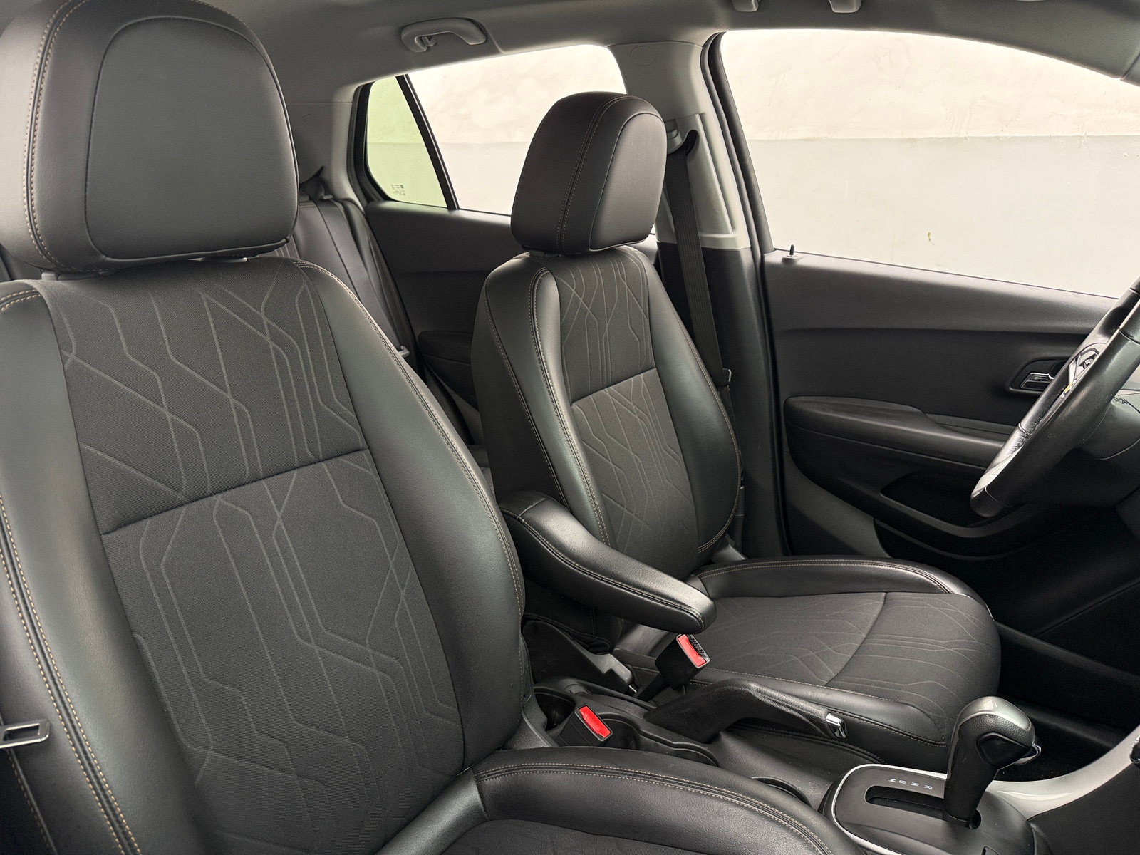 Thumbnail: 2020 Chevrolet Trax - 2