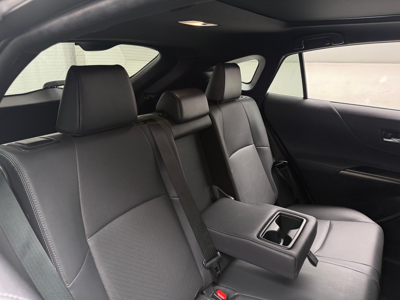 Thumbnail: 2021 Toyota Venza - 5