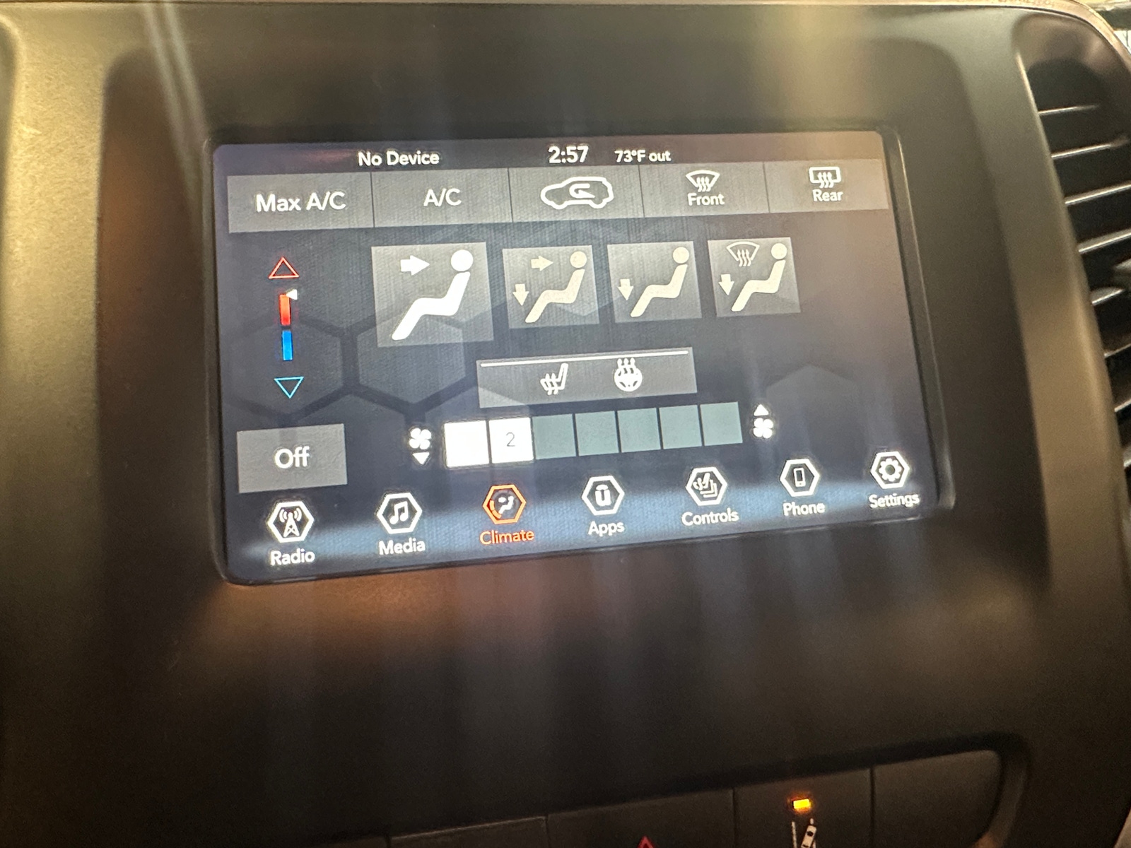 Thumbnail: 2021 Jeep Cherokee - 3