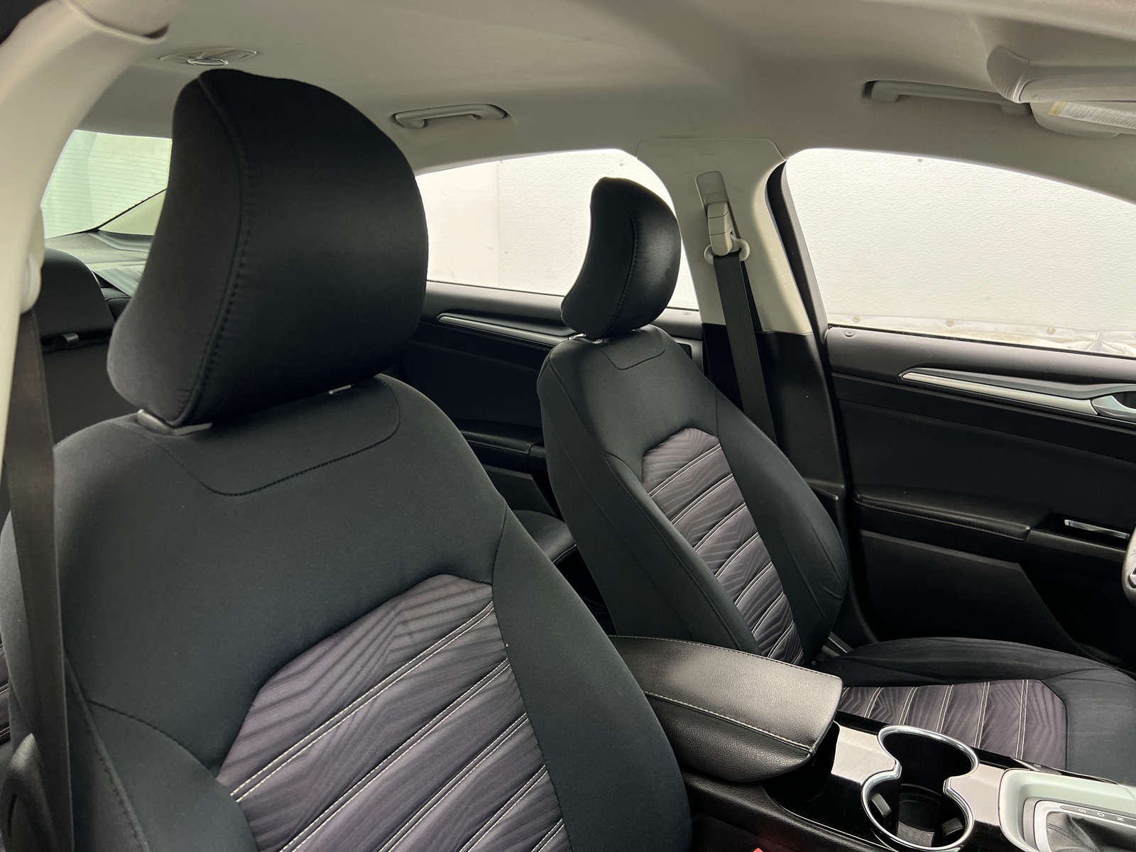 Thumbnail: 2016 Ford Fusion - 2