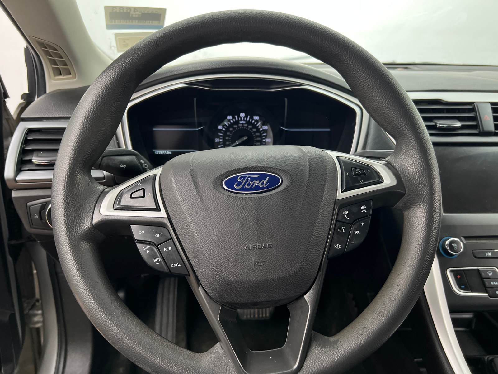 Thumbnail: 2016 Ford Fusion - 5