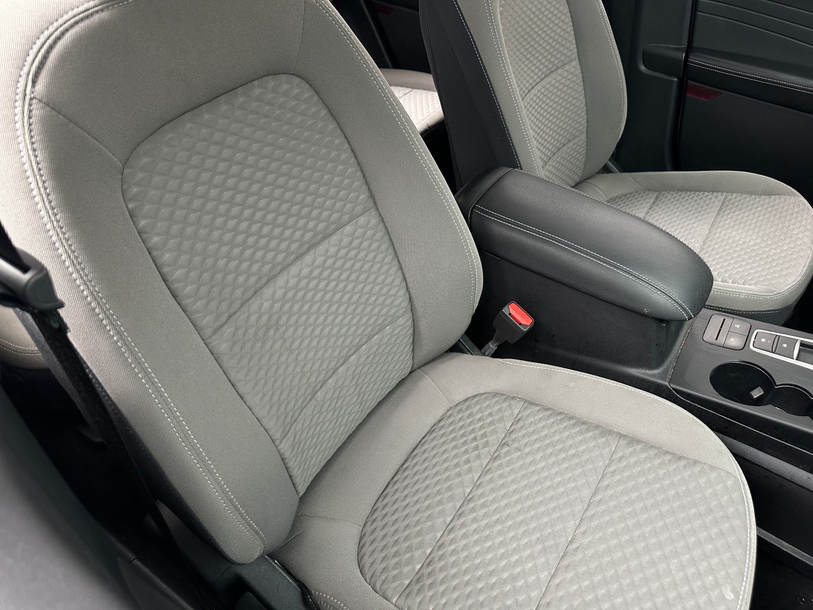 Thumbnail: 2021 Ford Escape - 2
