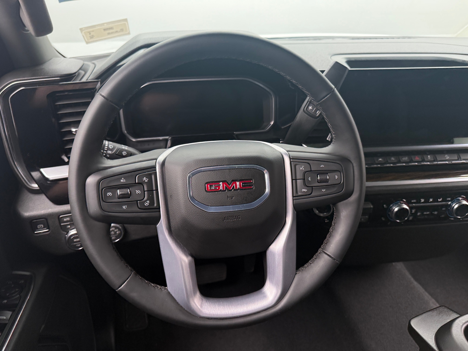 Thumbnail: 2026 GMC Sierra 1500 - 5