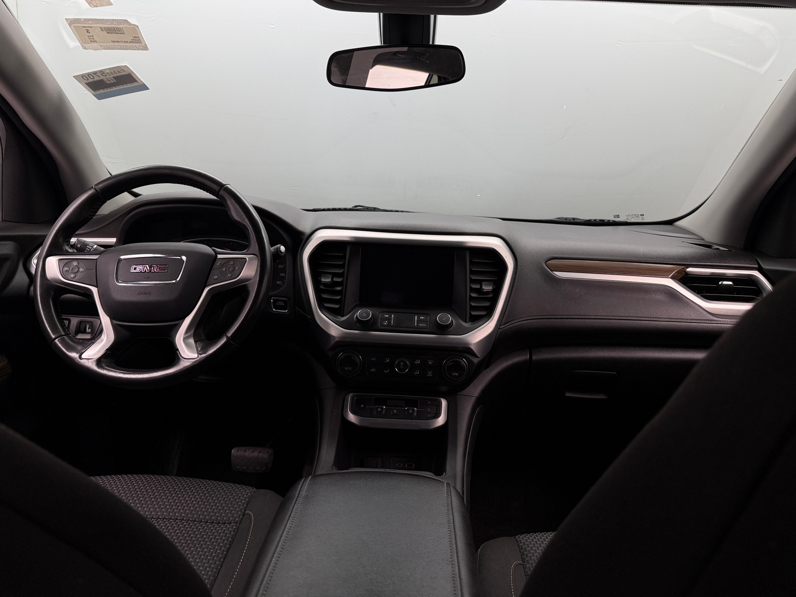 Thumbnail: 2020 GMC Acadia - 3